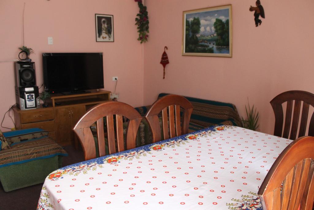 Hostal Cali Putre Exteriér fotografie